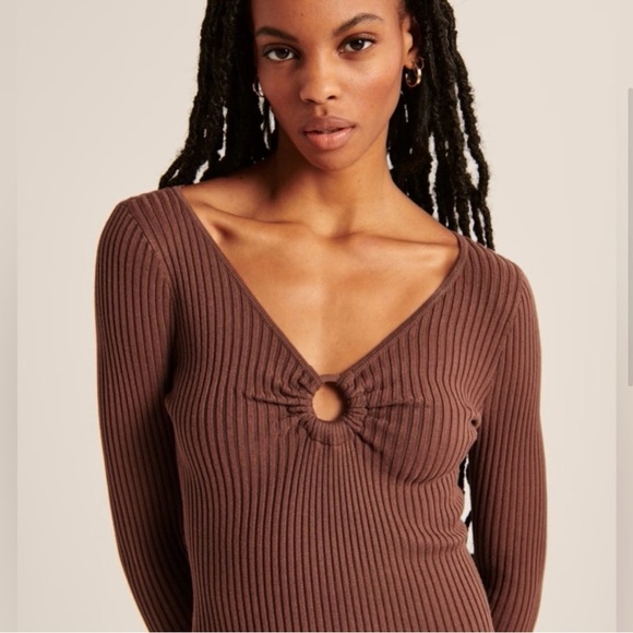 Abercrombie & Fitch Ribbed O Ring Long Sleeve Slit Sweater Midi Dress - small - Picture 2 of 8